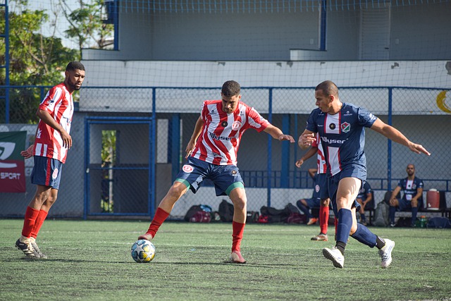 与之相对的 与之相对的